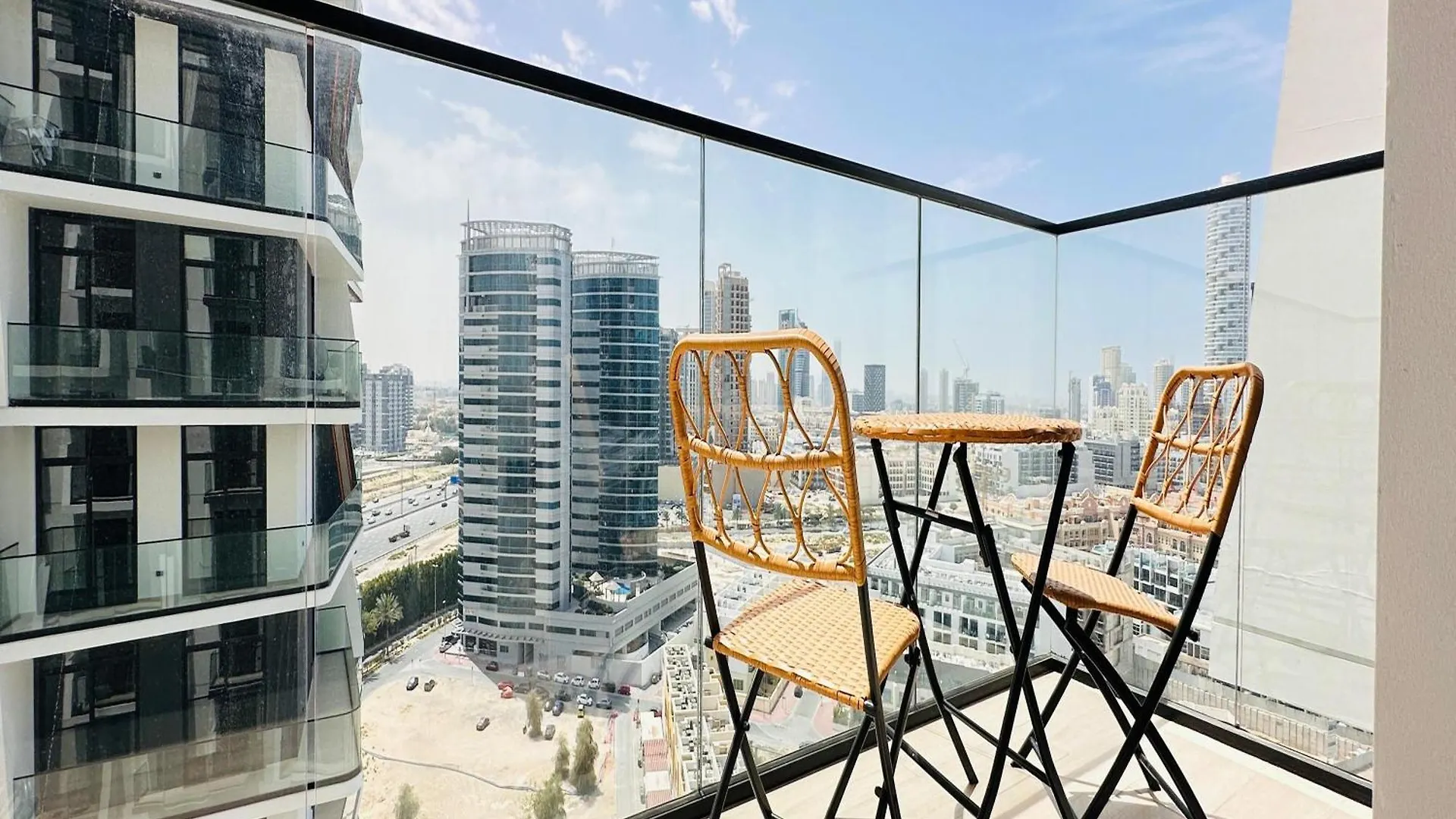 Apartment Luxurious Belvilla 1Br Jvc With Pool, Gym & Bbq Access Dubai